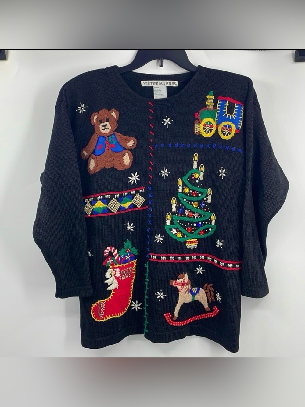 Vintage Victoria Jones embroidered bear horse Christmas Sweater Small Oversized